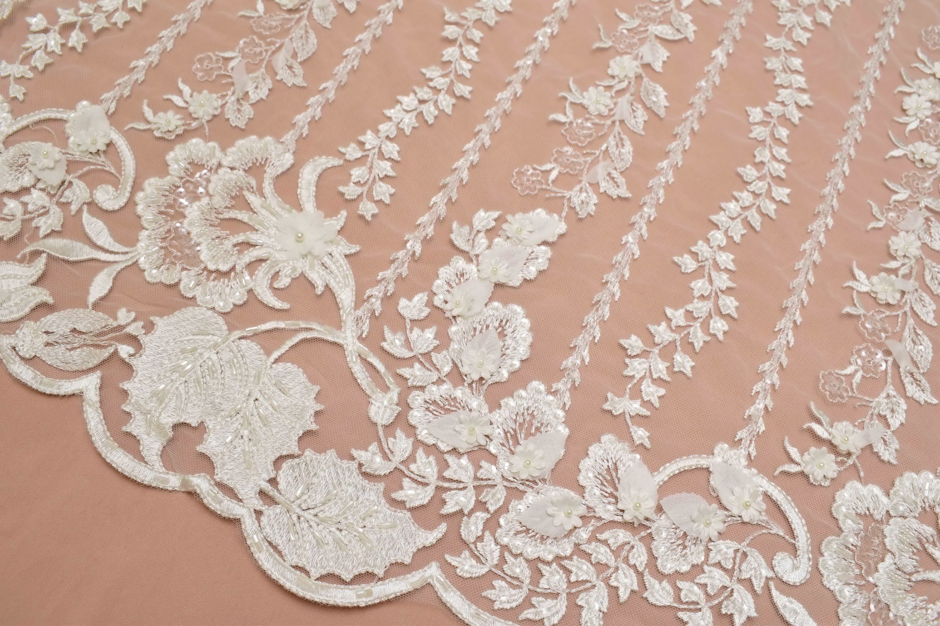 Sale: Guipure &laquo;49441&raquo